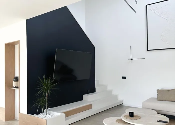 Baya - 800 M De La Agde